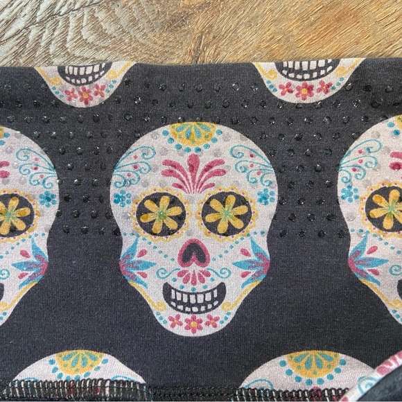 Kickee Capri Length Leggings Sugar Skull Size Medium - Picture 3 of 7